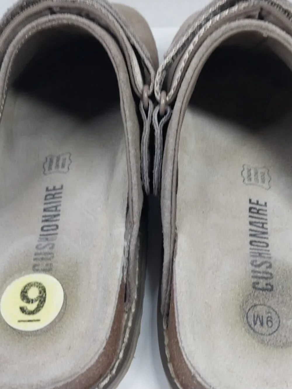 Cushionaire Womens Size 9 Boulder Genuine Suede Memory Foam Swivel Strap Clogs - Picture 7 of 13